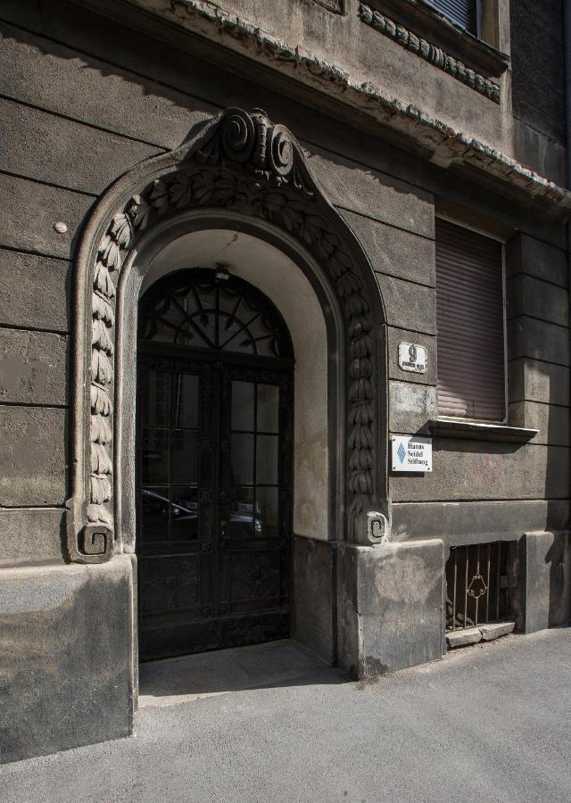Apartment Amruševa - B&B