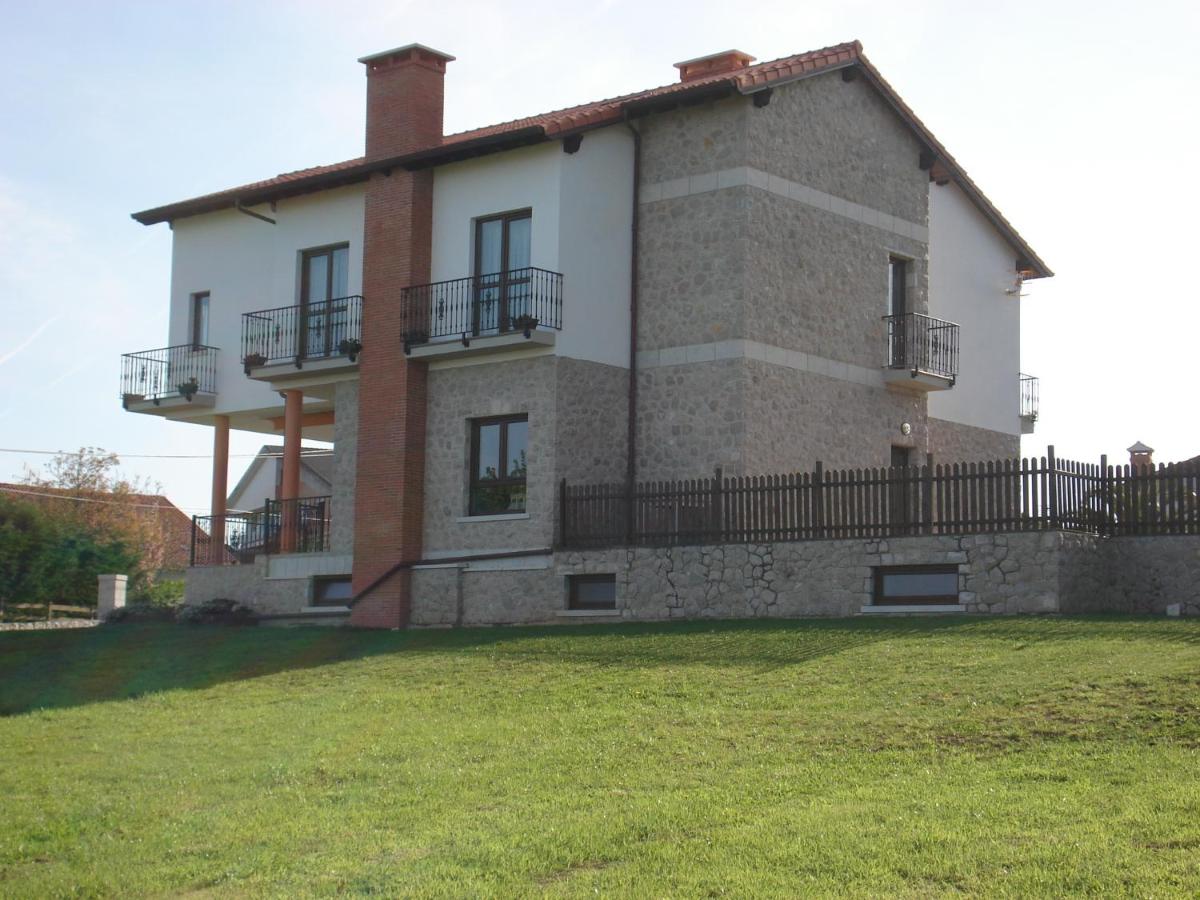 Posada la Desmera - B&B Isla