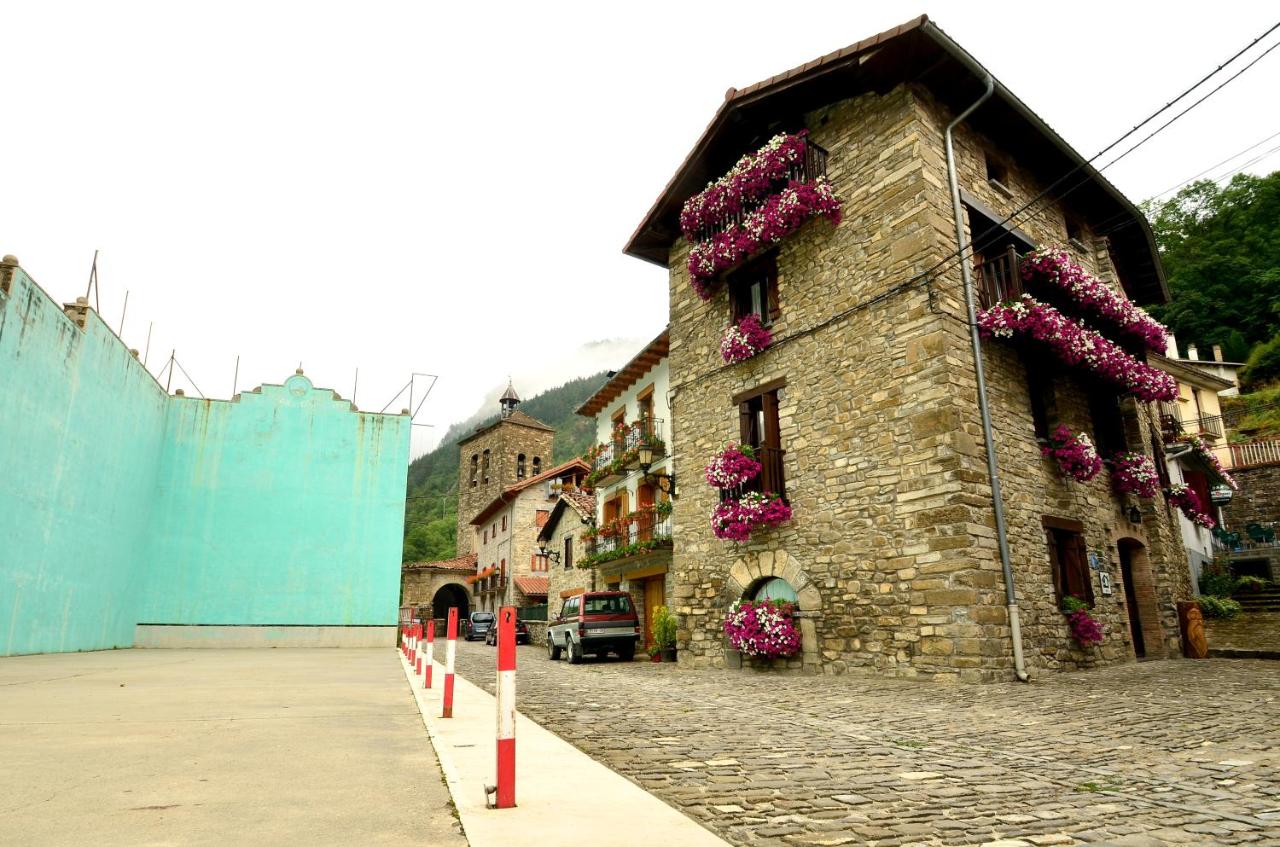 Argonz Etxea - B&B Urzainqui