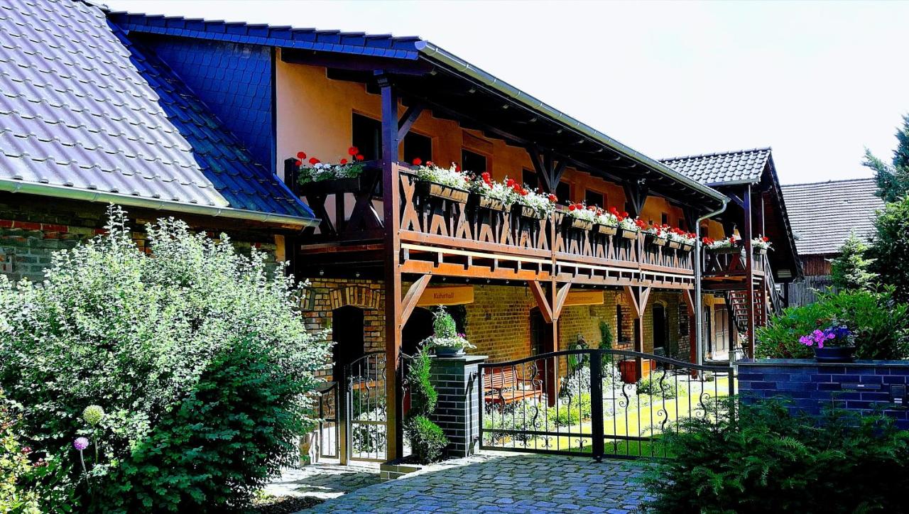 Ferienwohnungen Dirk Laurisch - Bed and Breakfast
