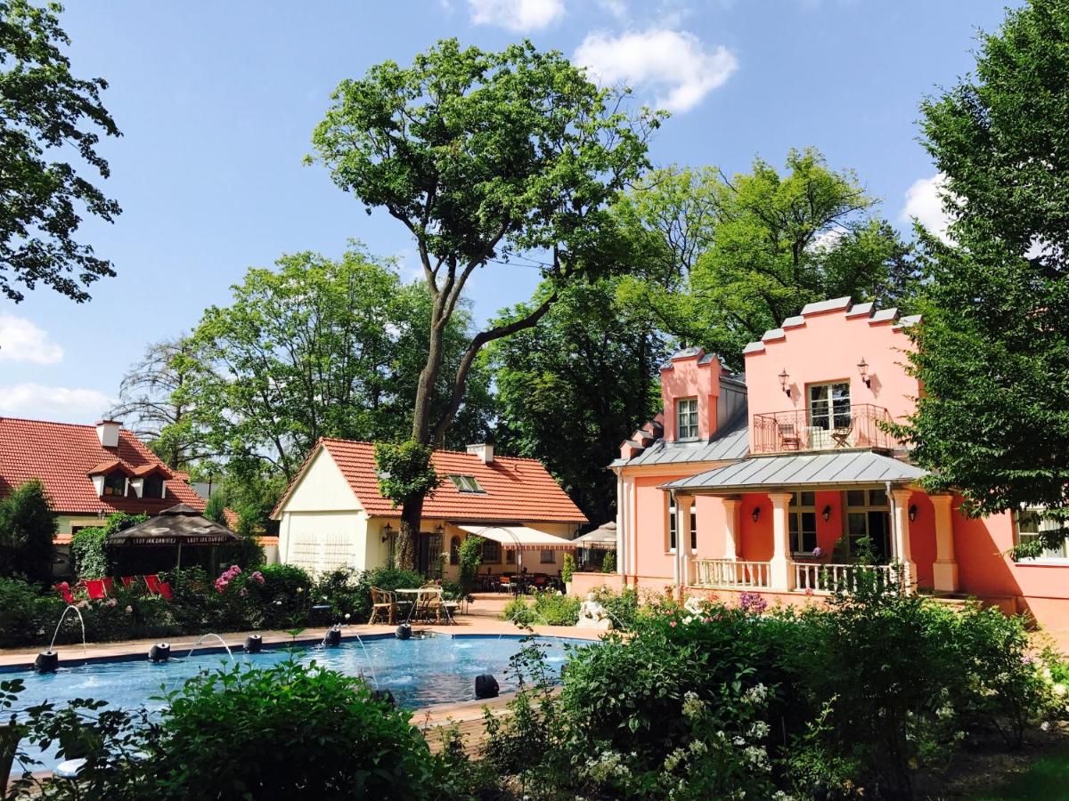 Willa Różana - Bed and Breakfast