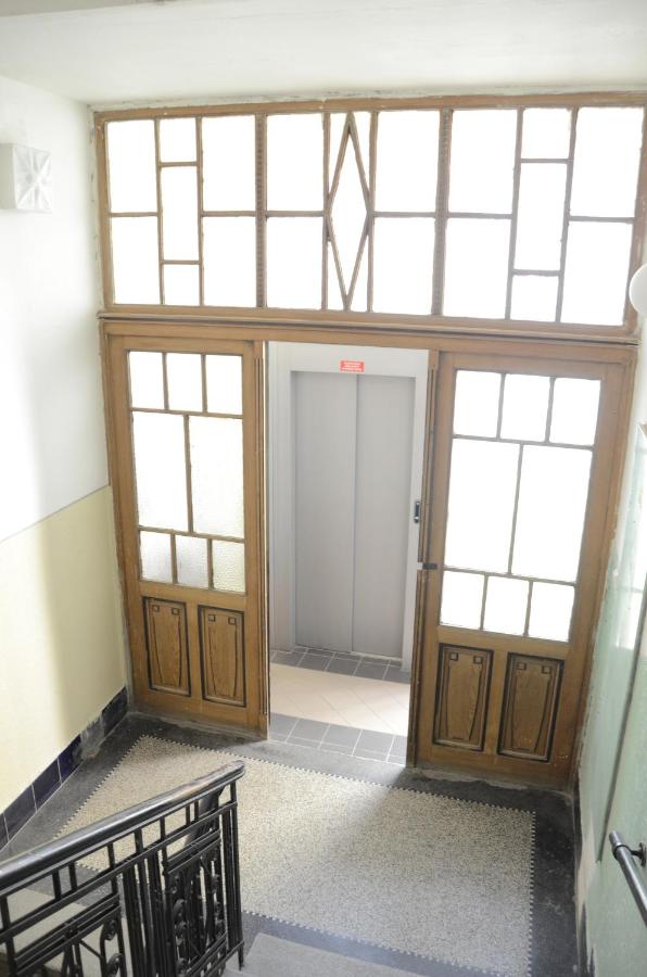 Homelike Prague Apartment - Chambres d’hôtes