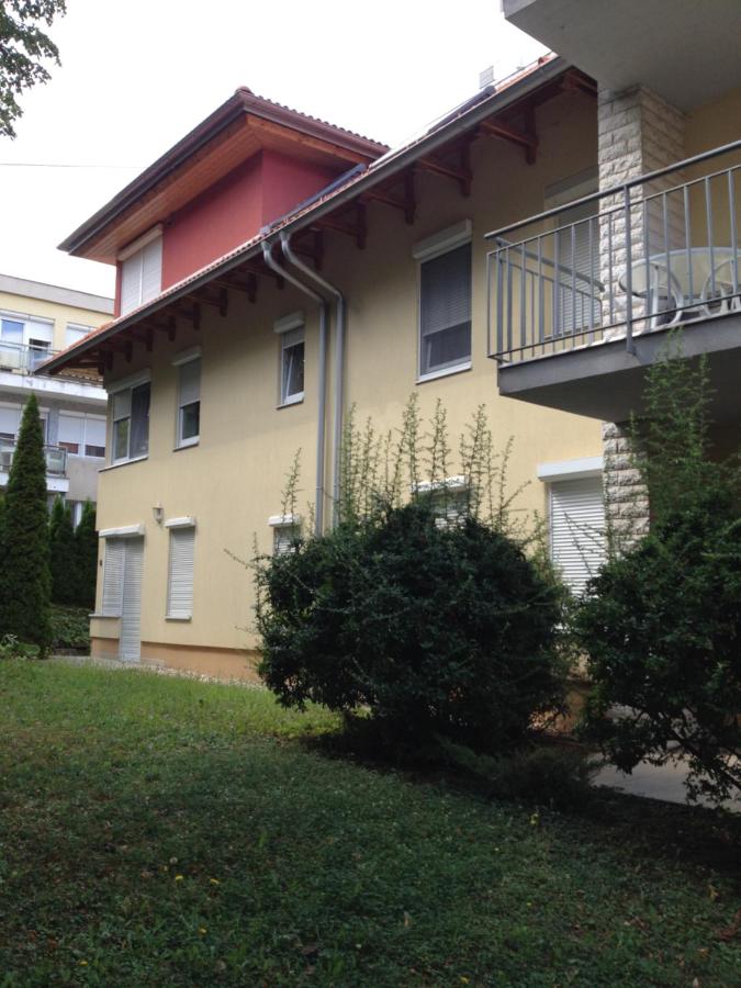KŐNIG APARTMAN II. - Ferienwohnung Hévíz