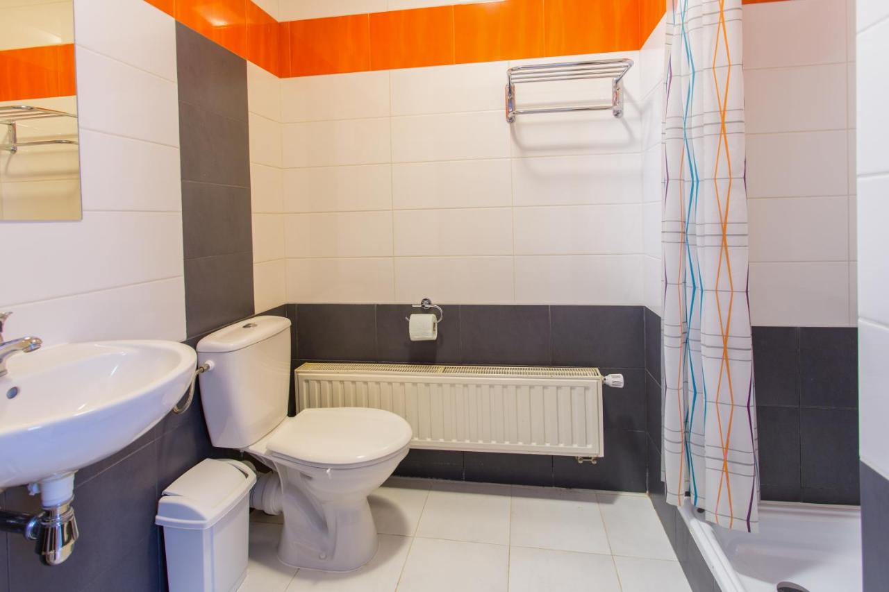 Habitación Doble con baño privado - 2 camas