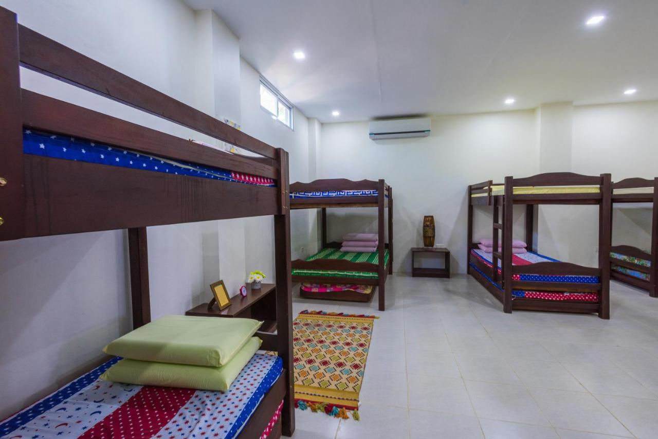 8-Bed Mixed Dormitory Room