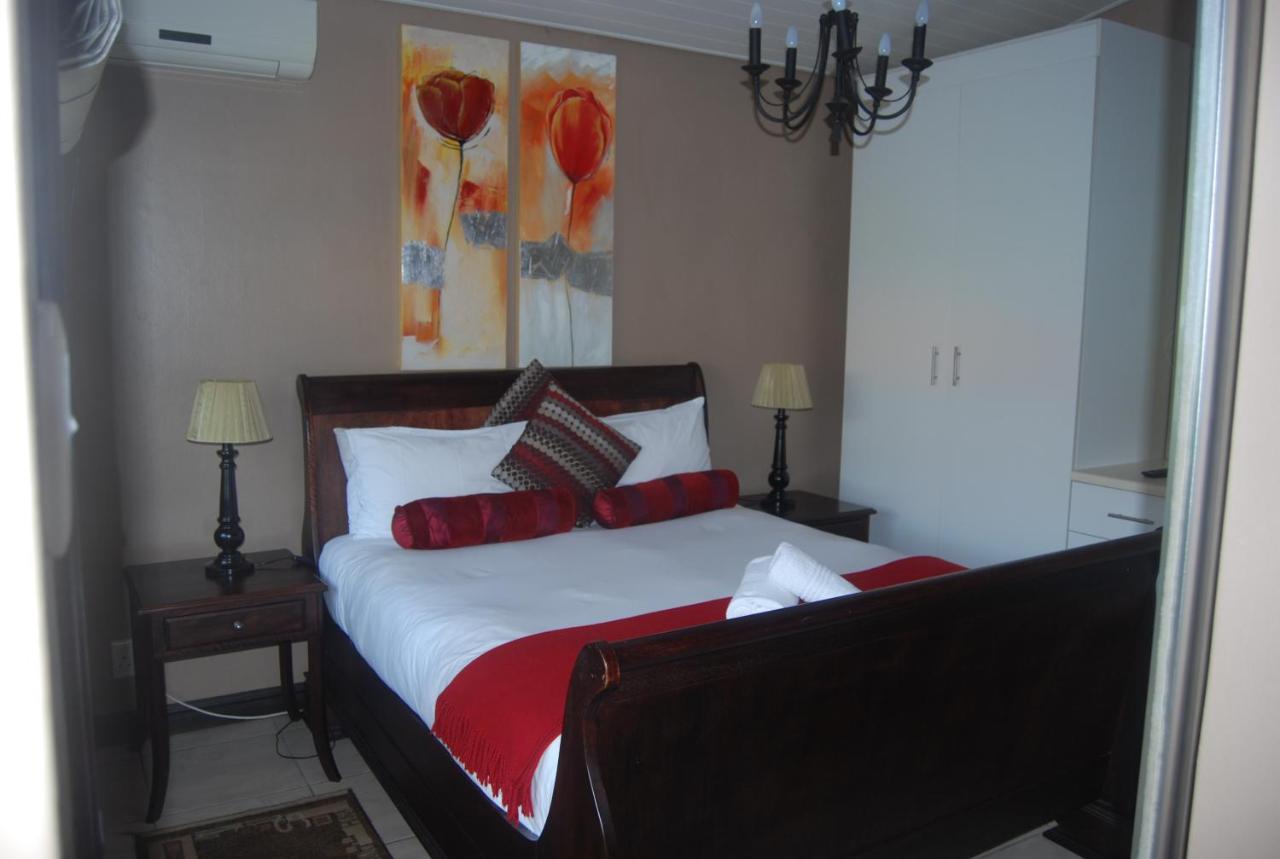 B&B Durban - de Charmoy Riverside - Bed and Breakfast Durban