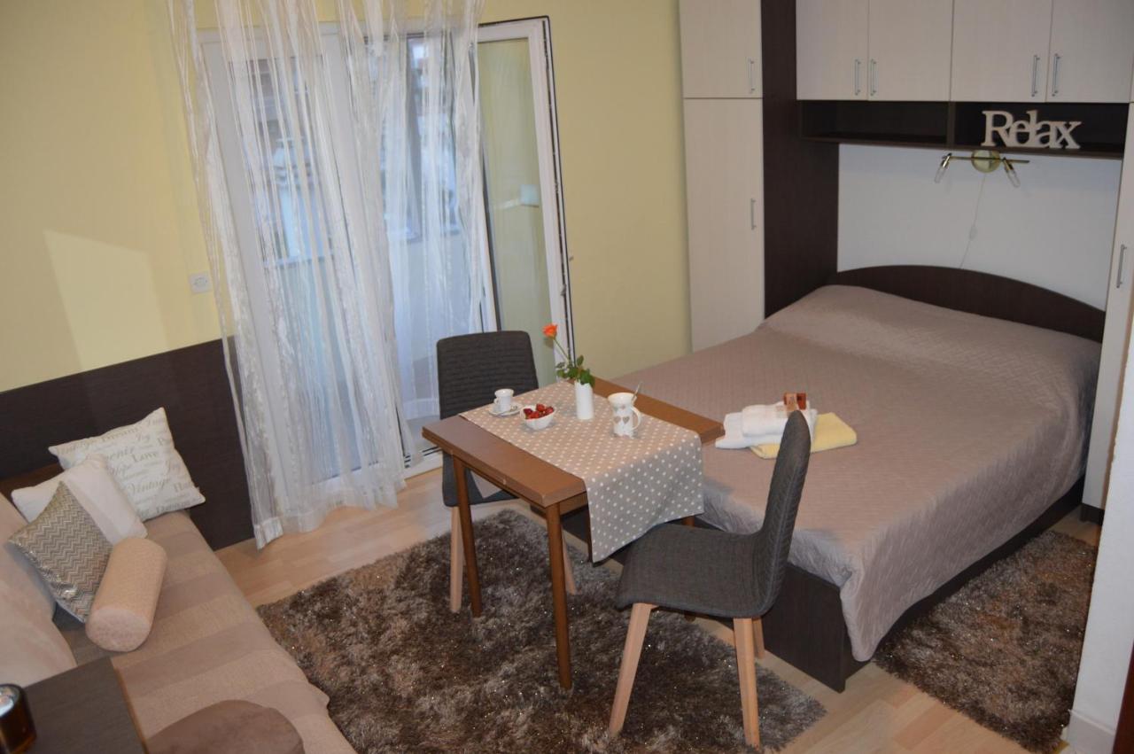 Estudio con balcón (2-3 adultos)