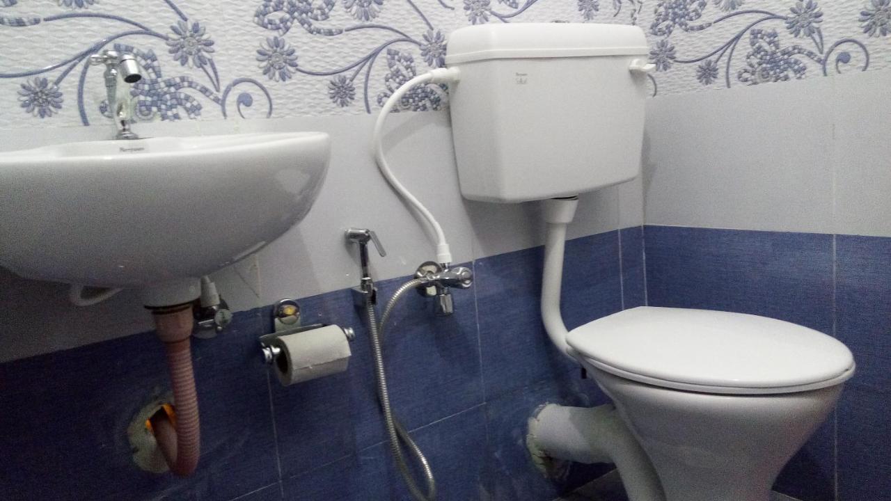 Double or Twin Room with Private Bathroom