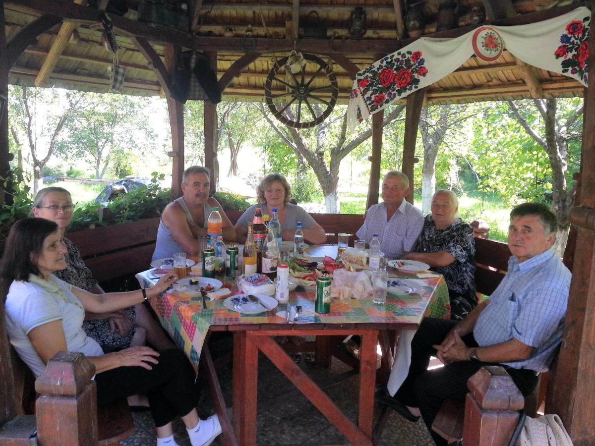 Delia - B&B Ocna Şugatag
