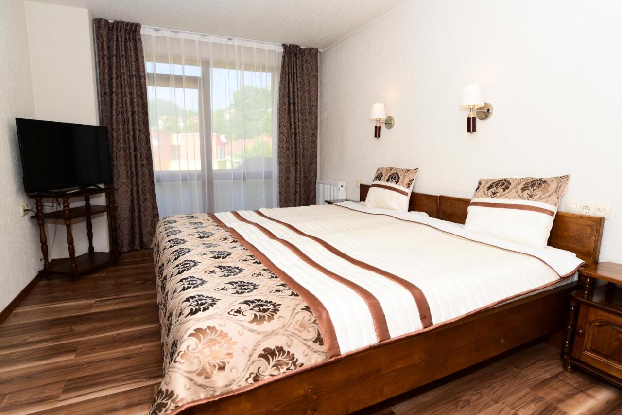 Dreibettzimmer mit Terrasse