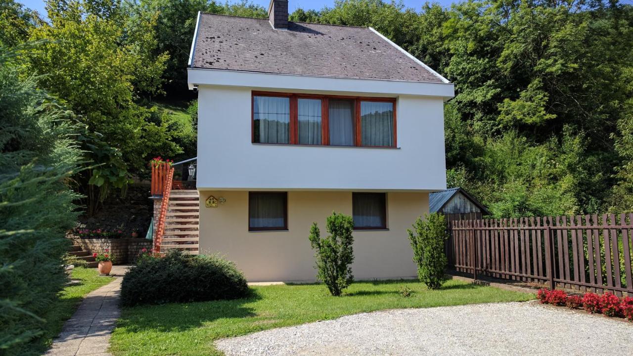 Szarvaskő Vendégház - Chambres d’hôtes
