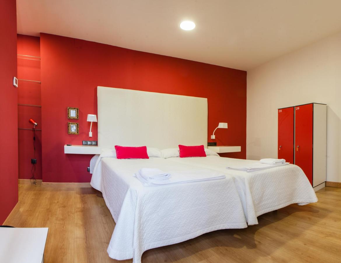 Triple Room with Shared Bathroom