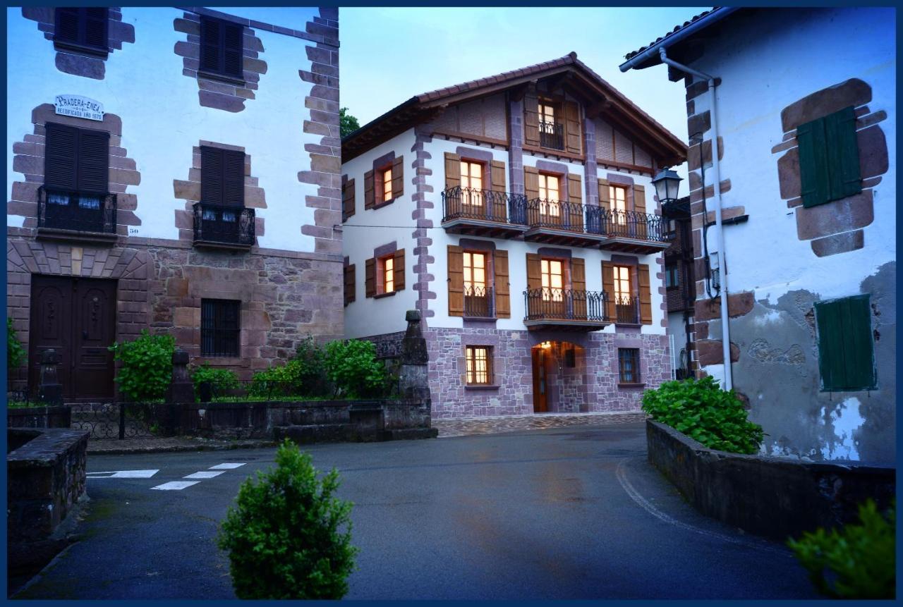 B&B Echalar - Iturraldea I y II - Bed and Breakfast Echalar