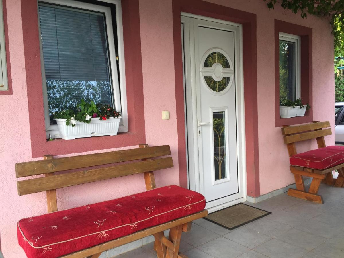 Holiday Village Ostrog - B&B Nikšić