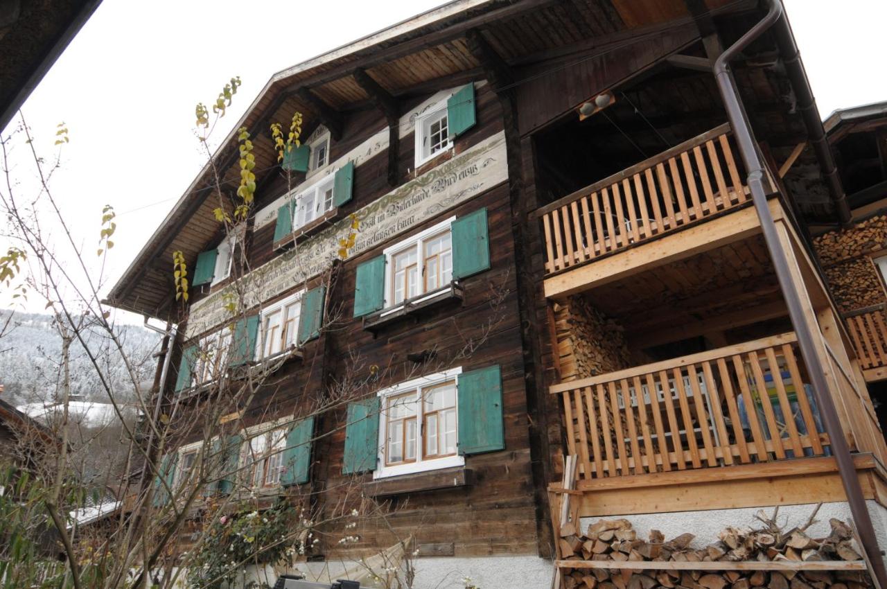 B&B Jenaz - BnB Hasatrog Jenaz - Bed and Breakfast Jenaz