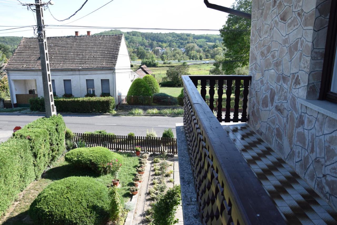 Familienzimmer mit Balkon