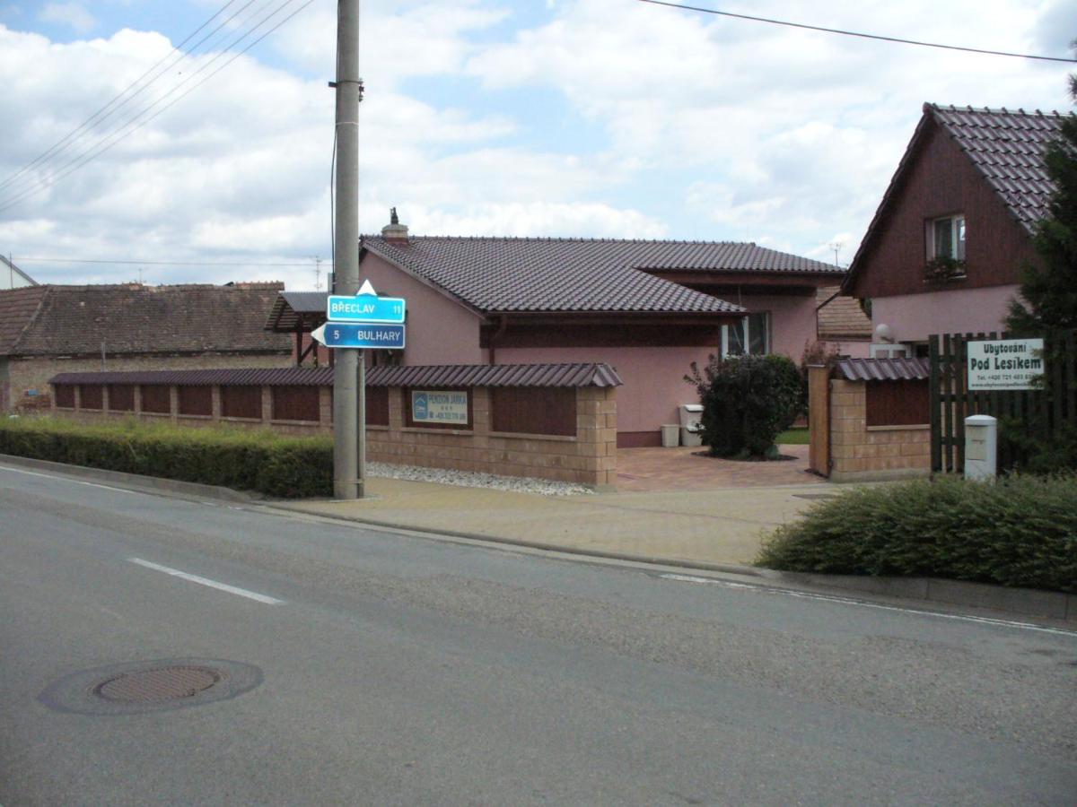 Penzion Jarka - Bed and Breakfast Lednice