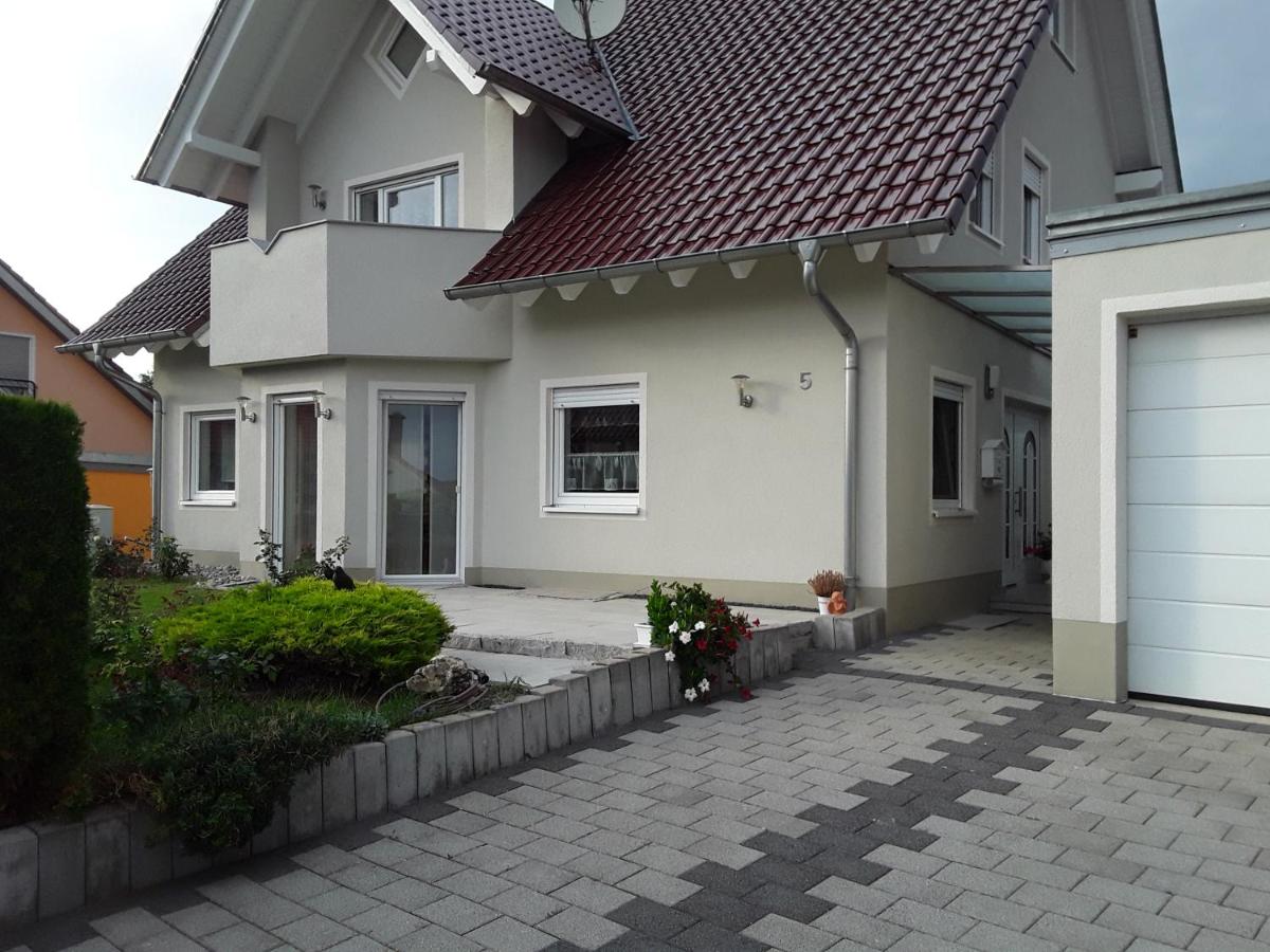 Ferienwohnung Mayer - B&B Kirchheim am Ries