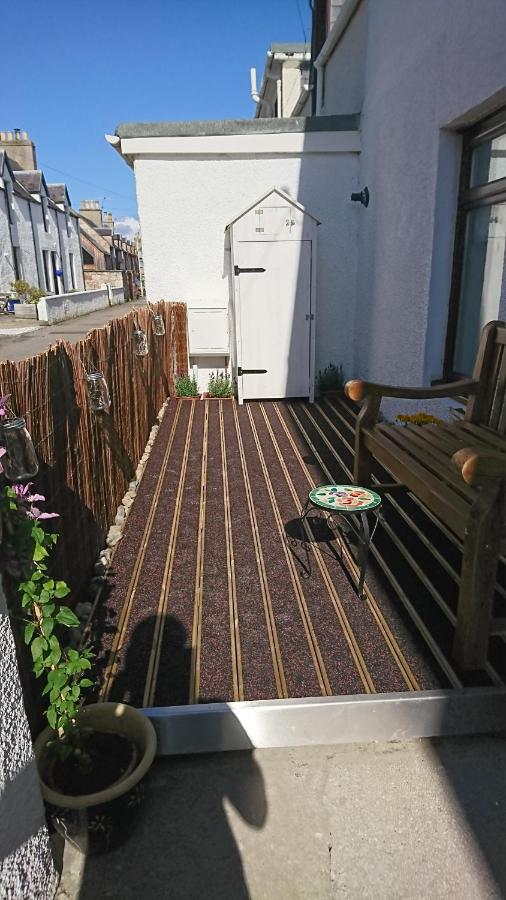 Seaforth Cottage -Dog friendly, Historical Fishertown, central location - B&B