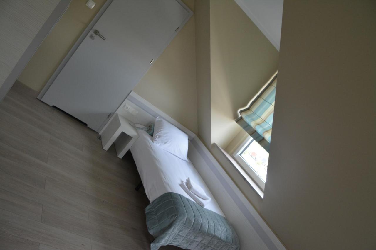 EMEF Centrum Szkoleniowo-Serwisowe - B&B