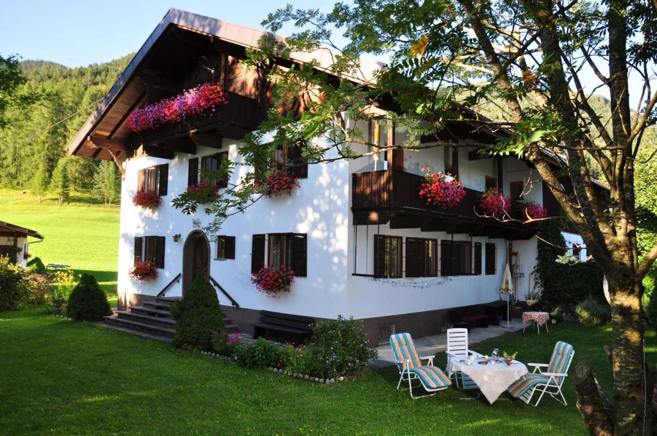 B&B Obsteig - Haus Thurner - Bed and Breakfast Obsteig