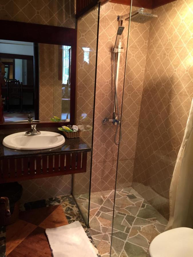 Queen Room with Garden View