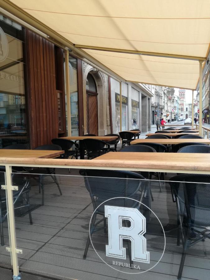 Wellness Hotel Republika 24 Apartments - B&B