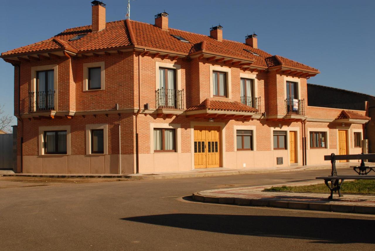 B&B Villacelama - Hotel Rural Astura - Bed and Breakfast Villacelama