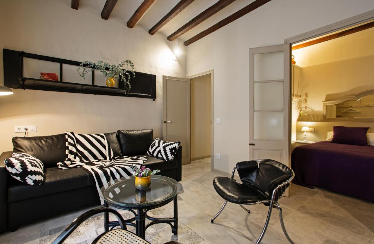 One-Bedroom Superior Apartment with Balcony