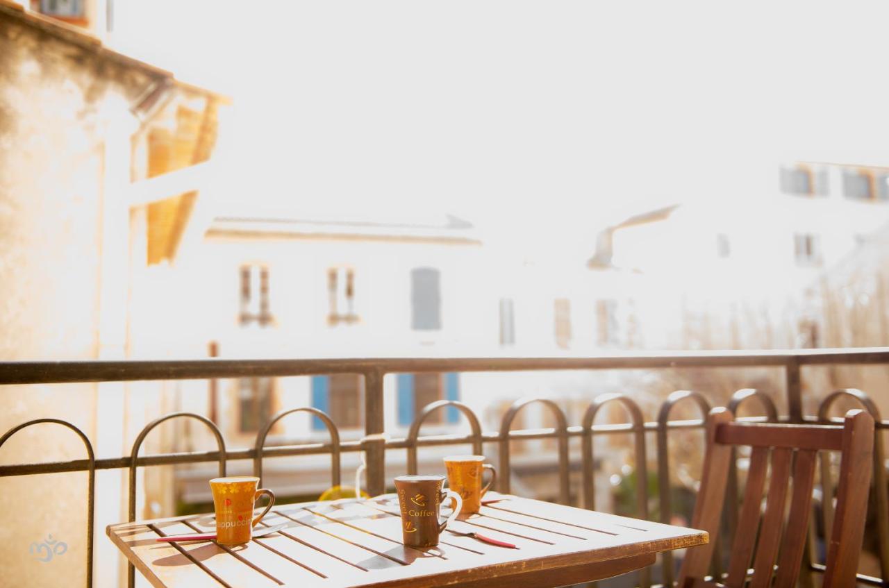 Apartment with Balcony