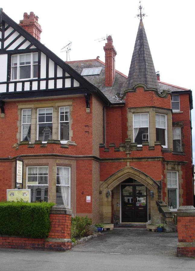 Crickleigh House - B&B