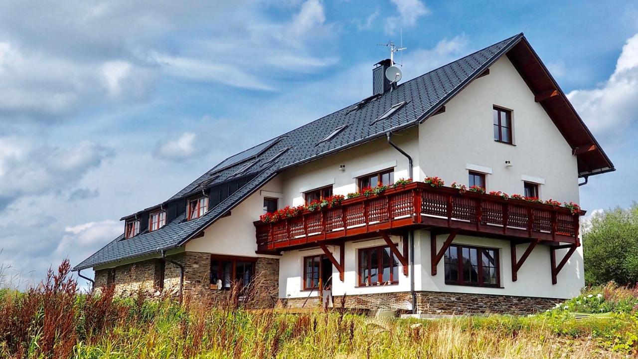 B&B Boží Dar - Apartmány Chajdovka - Bed and Breakfast Boží Dar