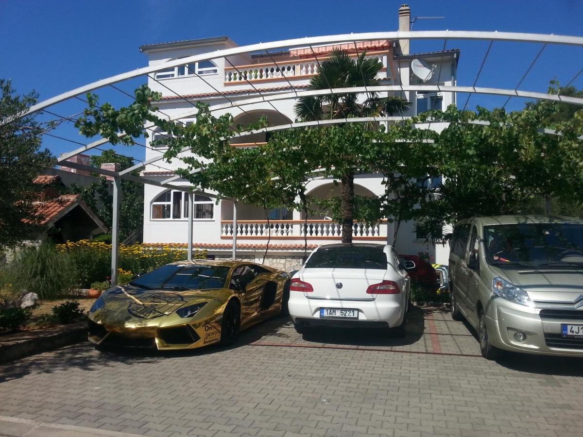 Apartments Nina - B&B Vodice