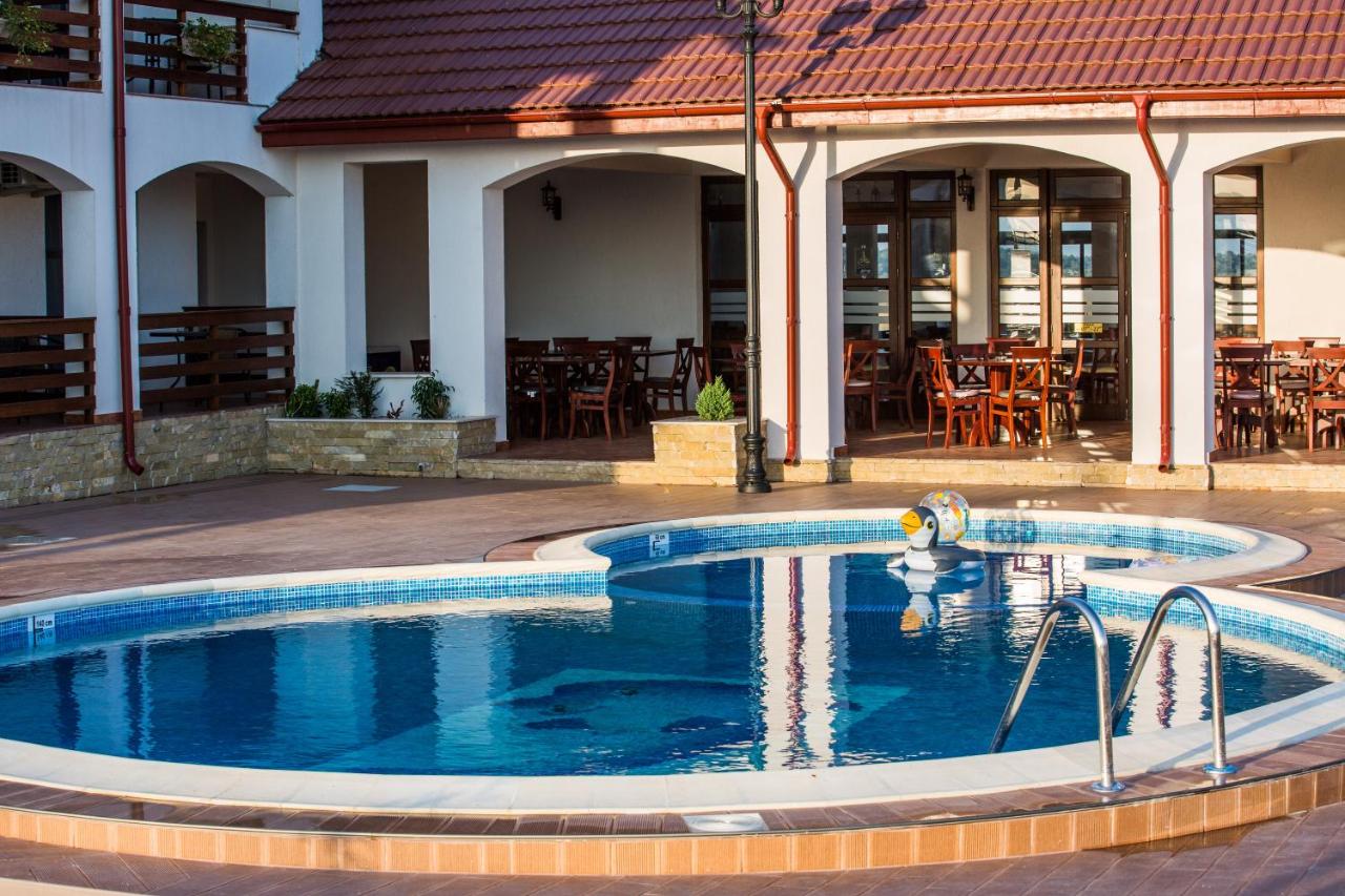 Pensiunea Coralia - B&B Murighiol