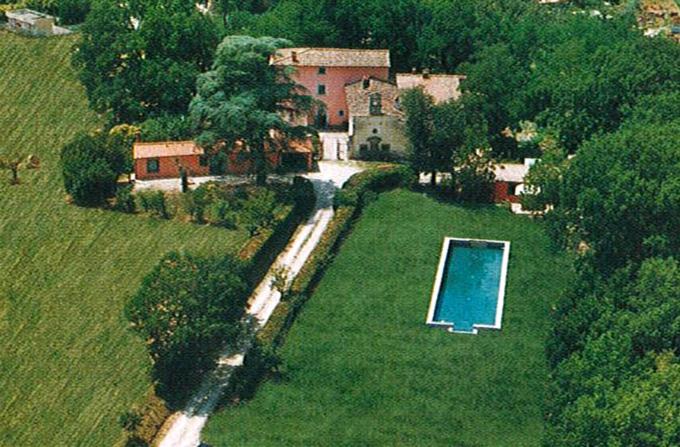 Apartment mit Poolblick