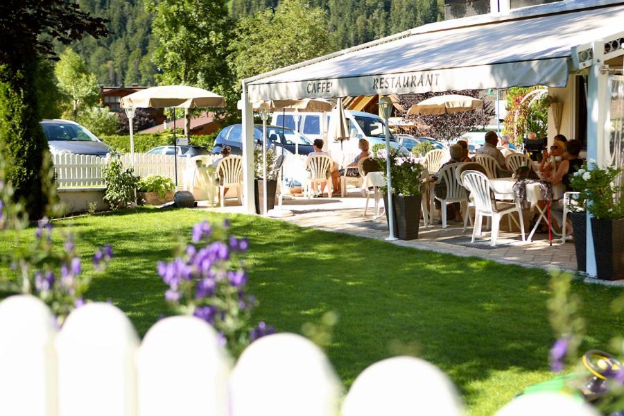 Café-Pension Erika - B&B