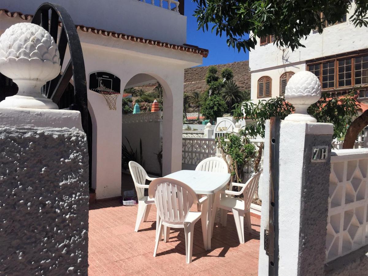 B&B Agaete - La Palmera1 casa al primer piso con 2 dormitorios - Two Bedroom House on the first floor --- La Palmera 2 casa en planta baja con 1 dormitorio, One Bedroom House on the Ground Floor - Bed and Breakfast Agaete