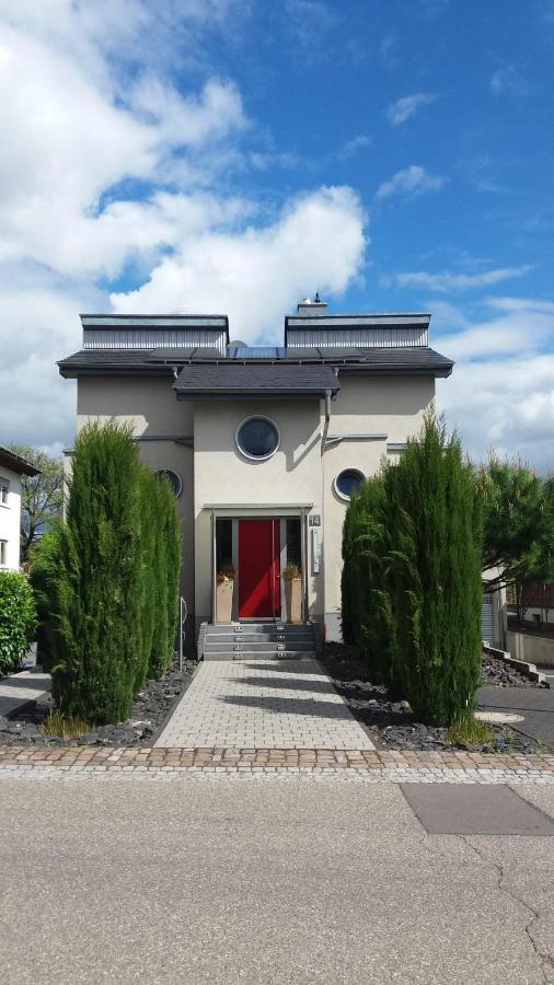 FERIENWOHNUNG TRUNK direkt an den Weinbergen, Parkplatz, Terrasse mit Grill und Lounge - B&B