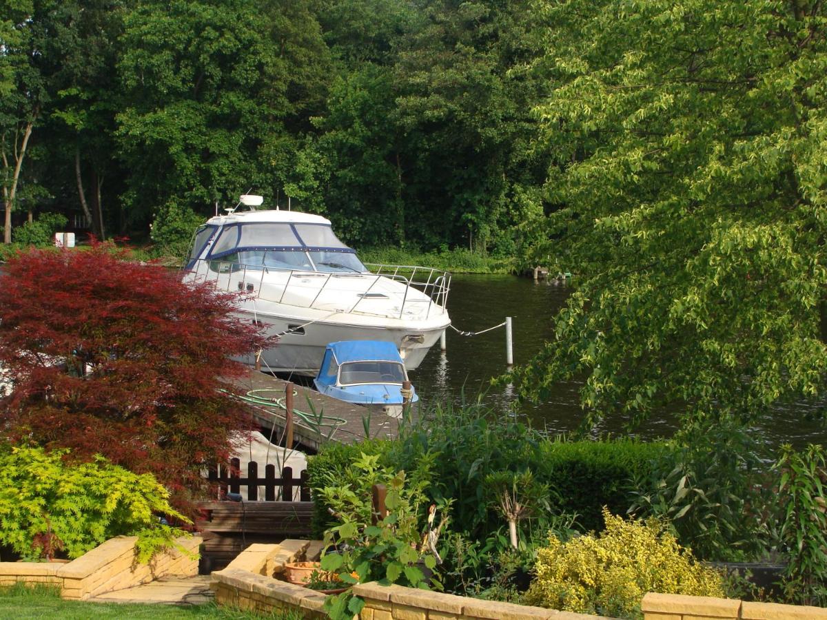 Ferienwohnung Rohrwallinsel Köpenick - B&B Berlin