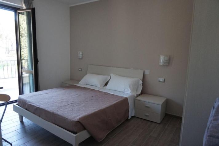 Dreibettzimmer mit Balkon