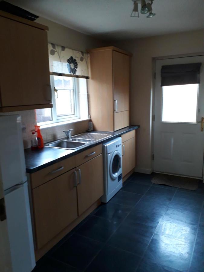 Handy Dale House - Ferienwohnung Bathgate