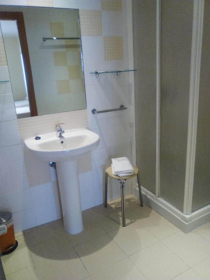 Tweepersoonskamer met 2 Aparte Bedden