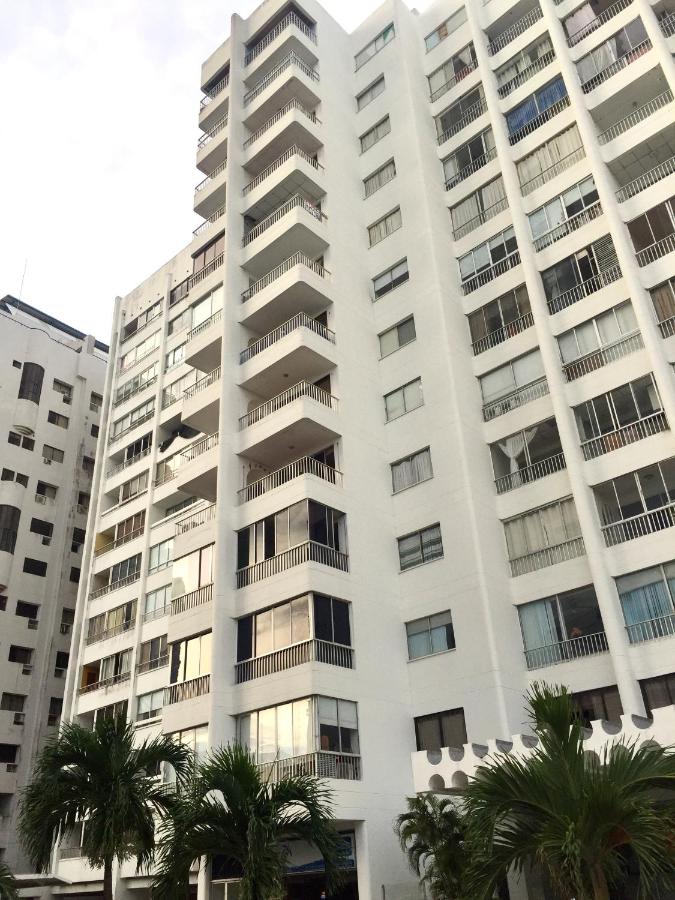 Apartamento con hermosa vista y cerca de playas - Chambres d’hôtes