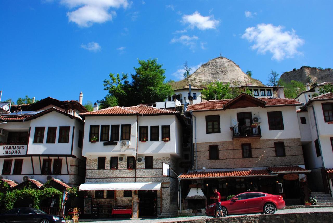 Toni's Guest House - B&B