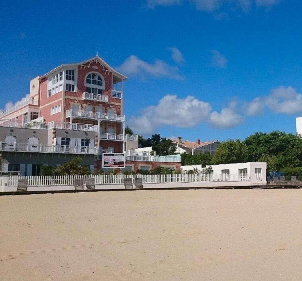 B&B Arcachón - Residence vue de reve - 1 ere ligne de plage - Bed and Breakfast Arcachón