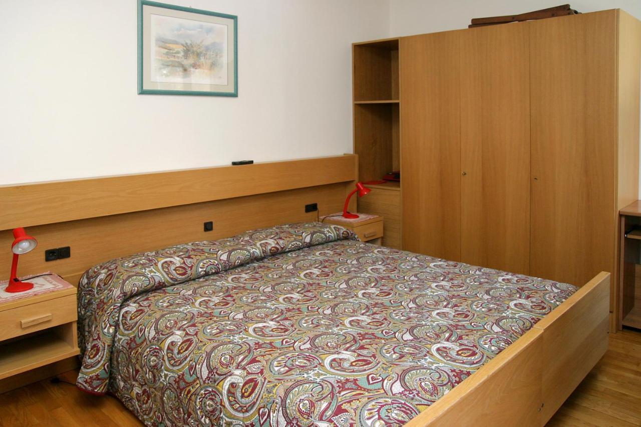 Apartment mit 1 Schlafzimmer (3 Erwachsene)