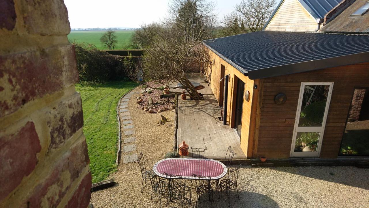 Dreibettzimmer mit Gartenblick