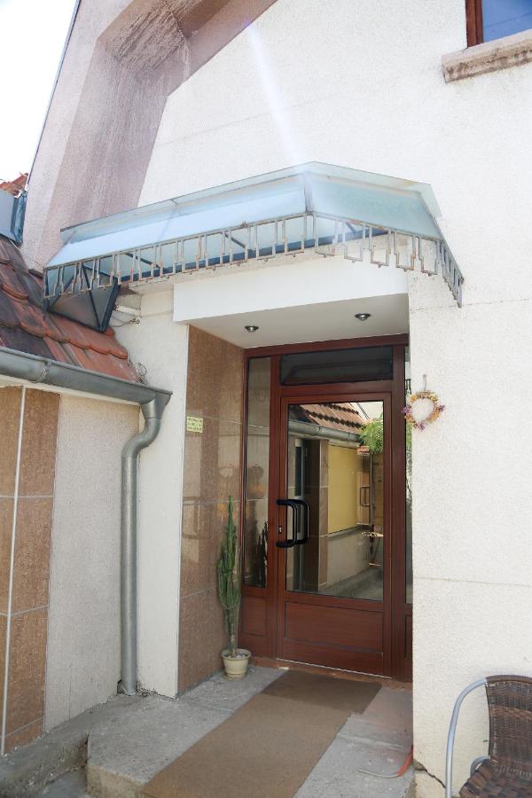 Studio Apartments Maksimović - B&B