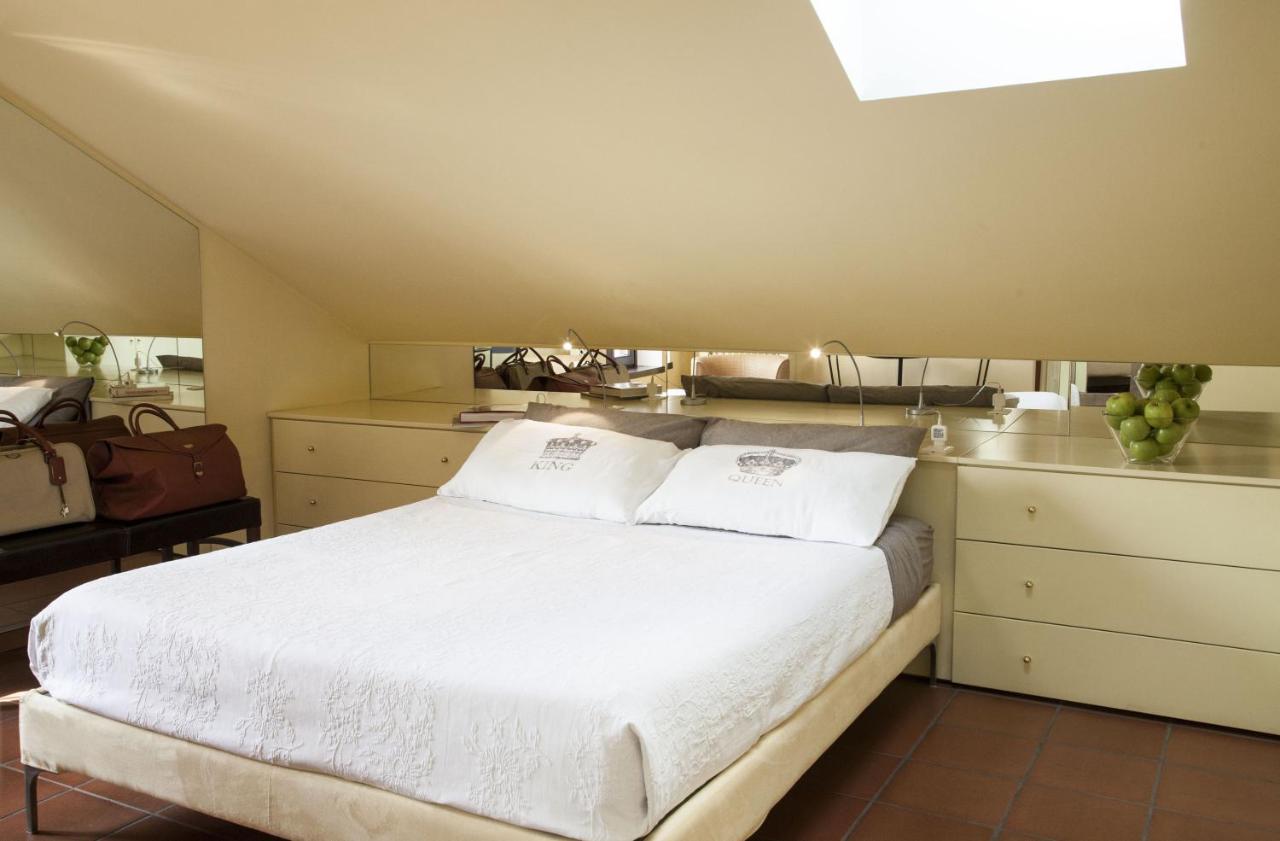 Mansard very close to Duomo - Ferienwohnung Mailand