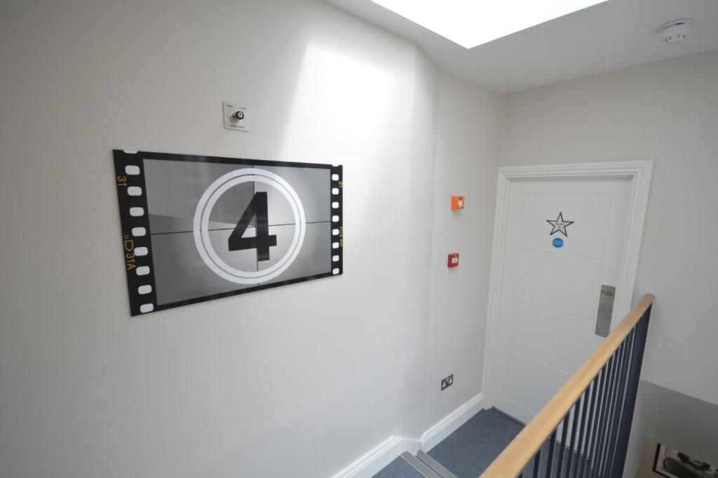 St Anne's Court by Indigo Flats - B&B London